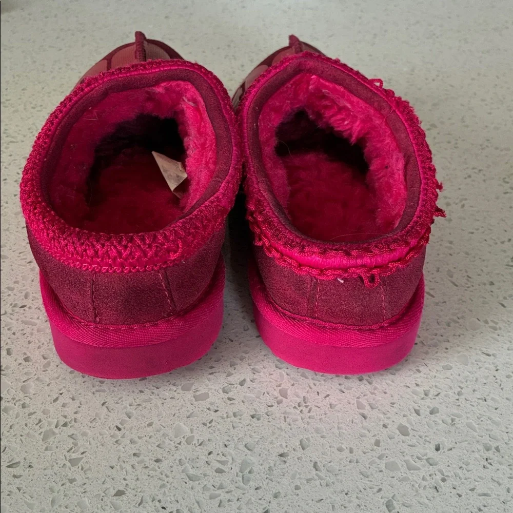 TASMAN UGG